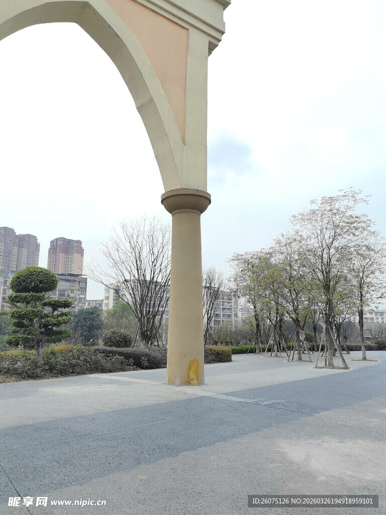 城市拱形建筑景观