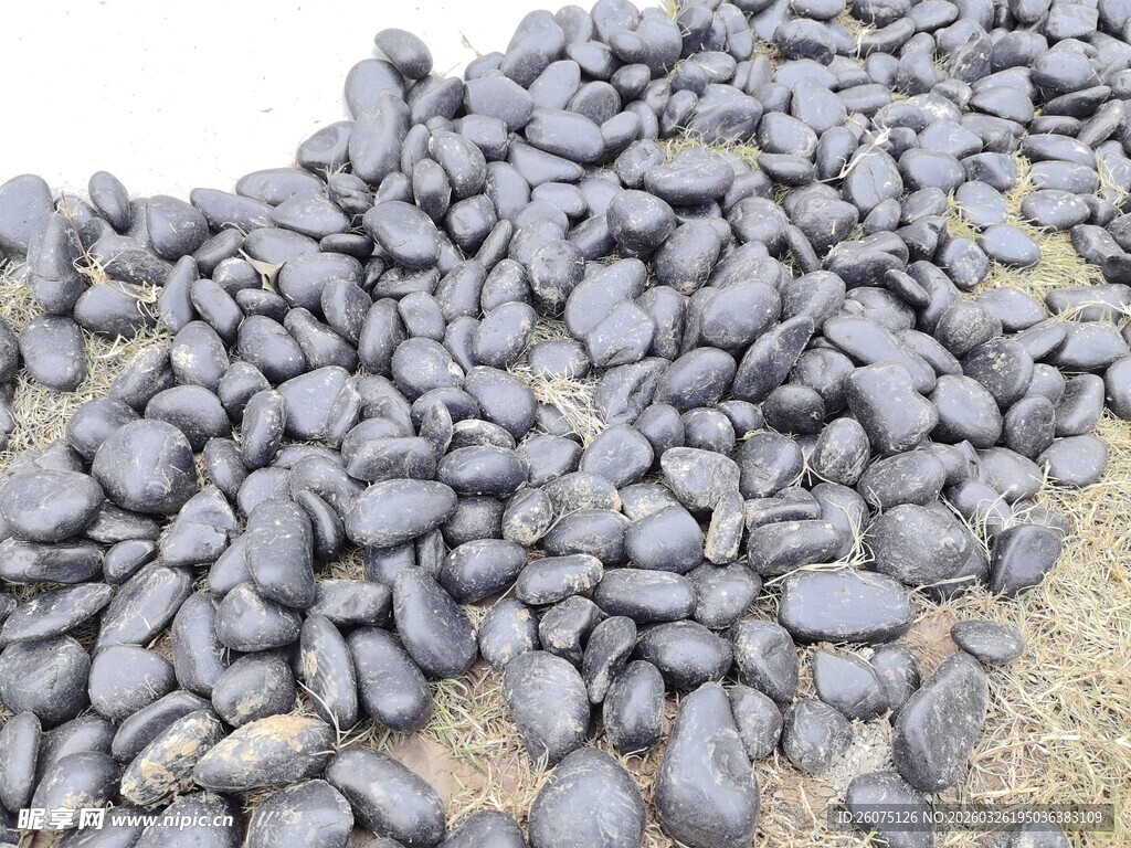 黑色鹅卵石特写