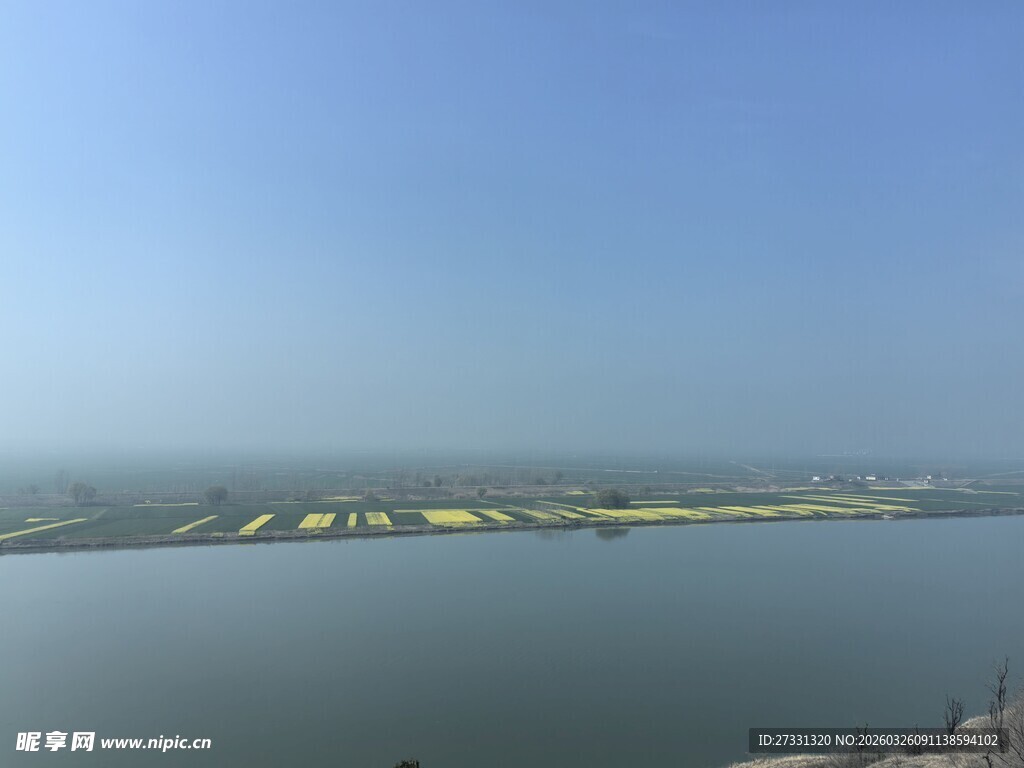 湖畔田园风光美景