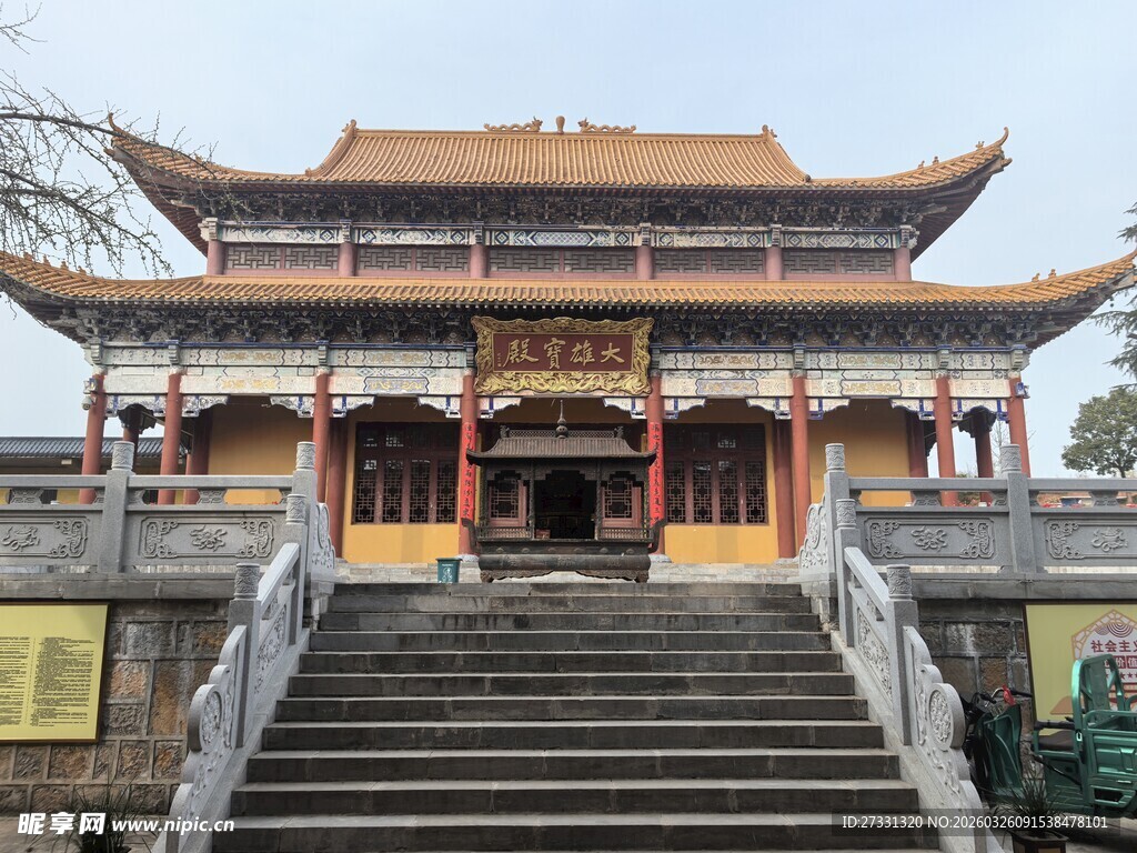 中式古建筑庙宇宏伟景观