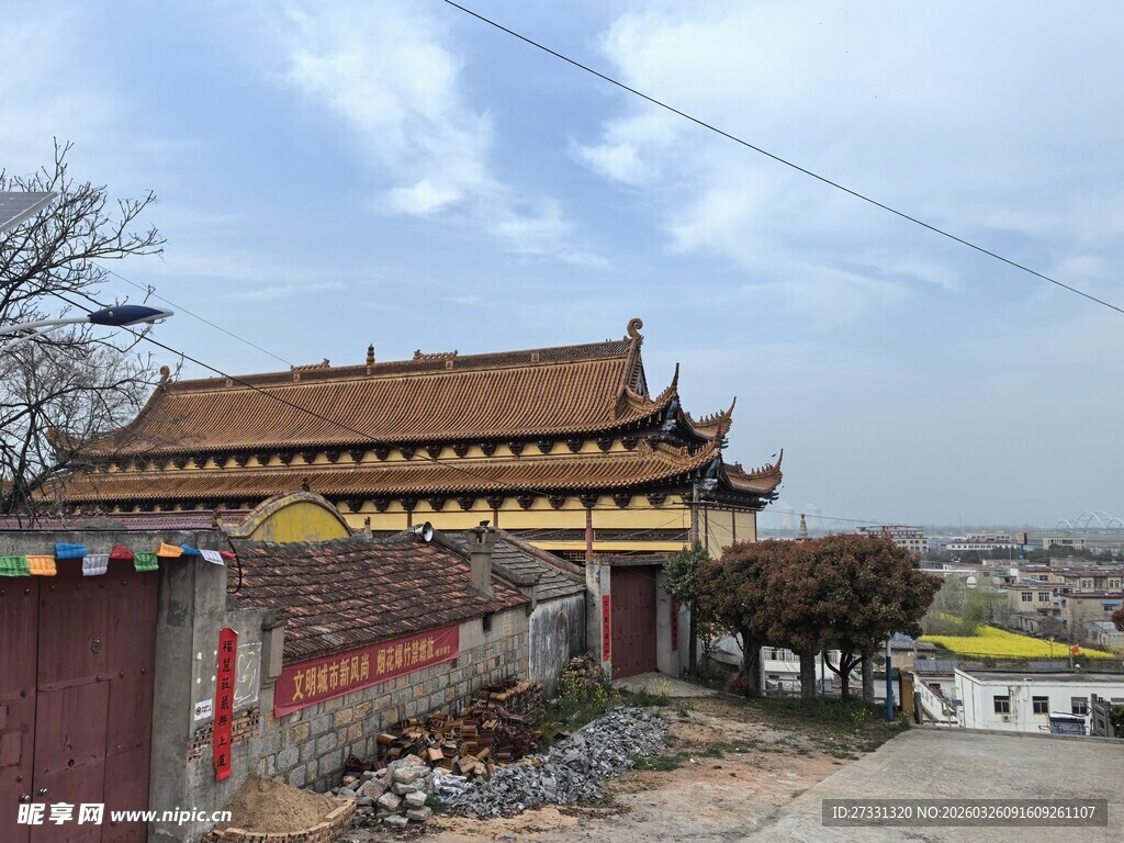 古式建筑寺院外景