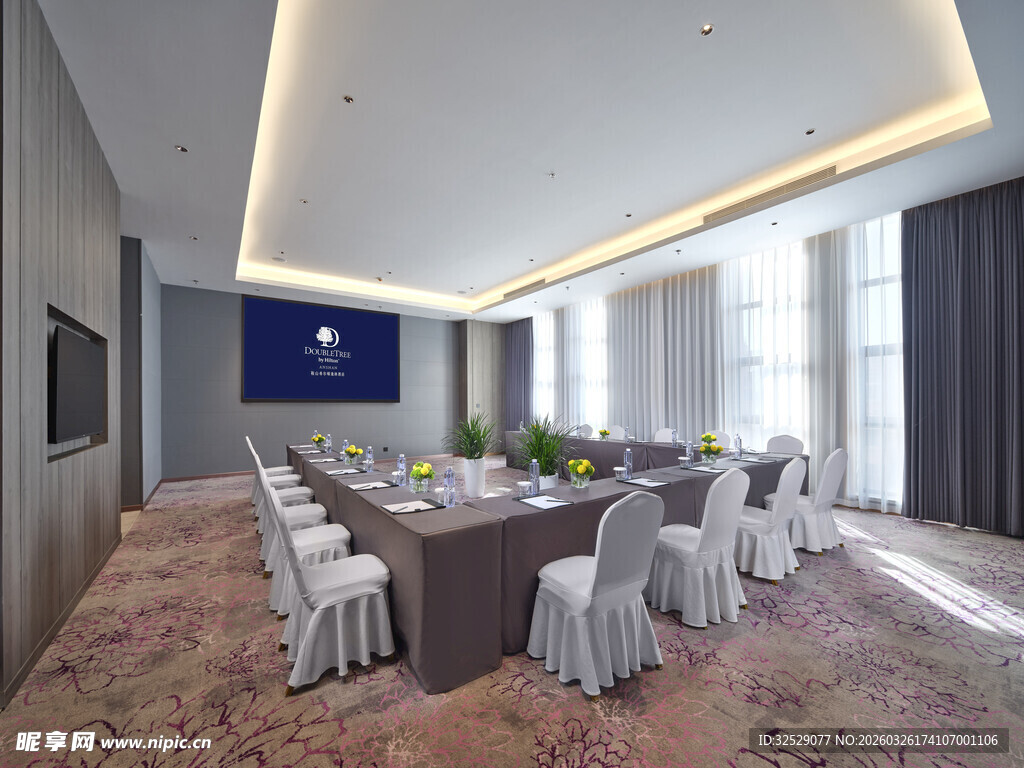 现代风格会议室布置