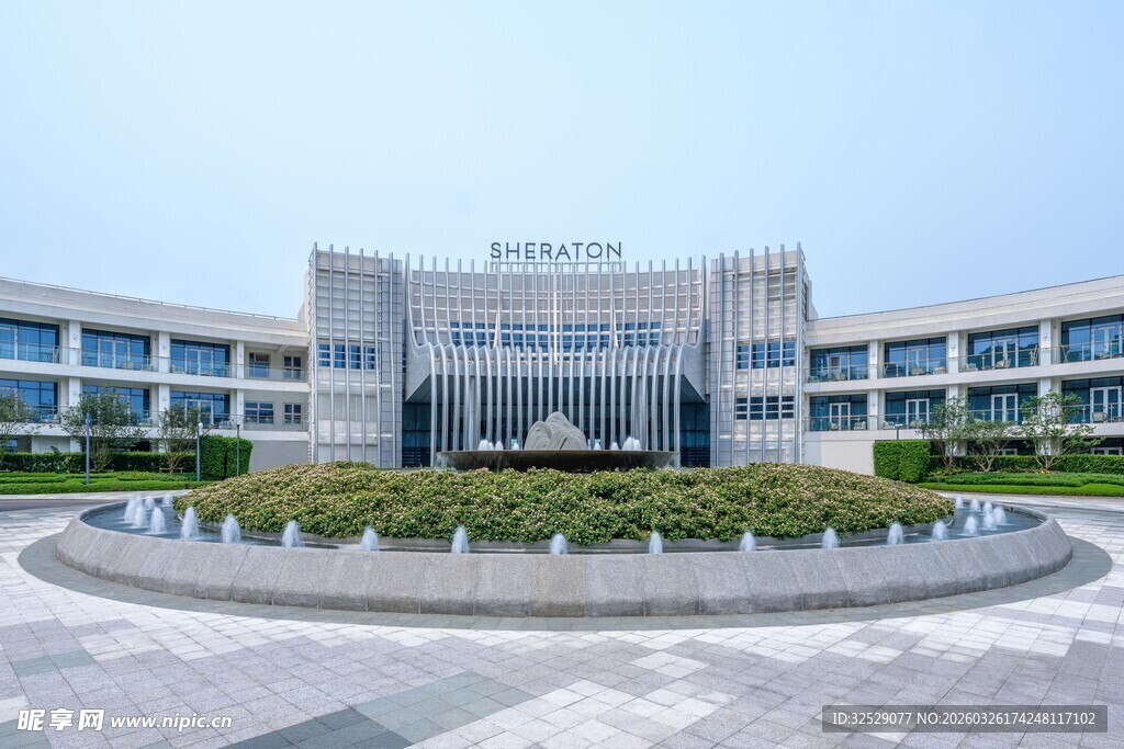 现代风格办公建筑外观