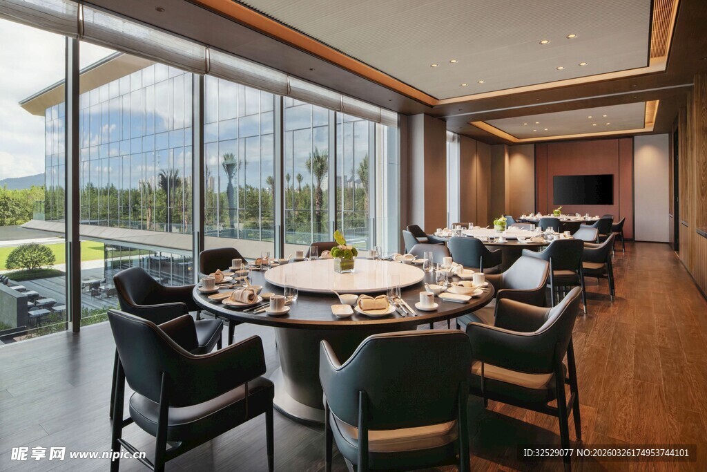 豪华餐厅优雅用餐环境