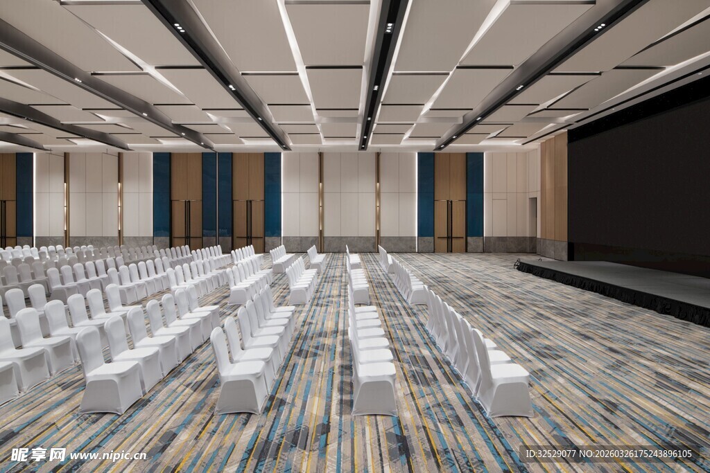 宽敞现代的大型会议室