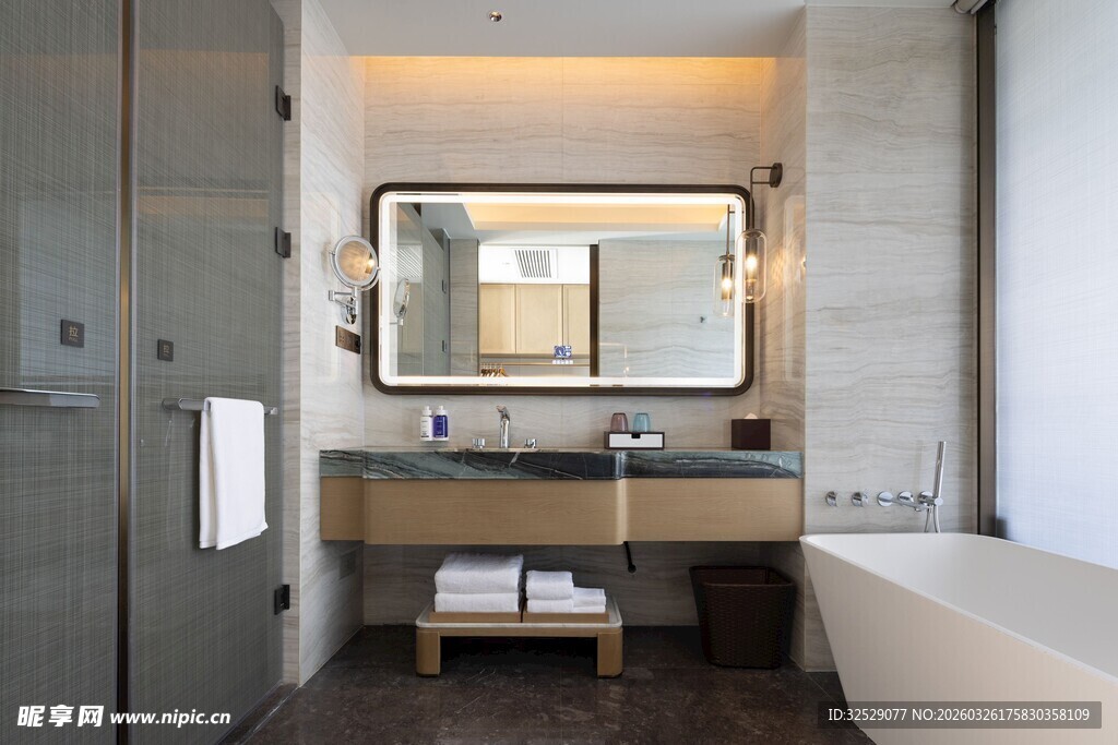 现代简约风浴室设计