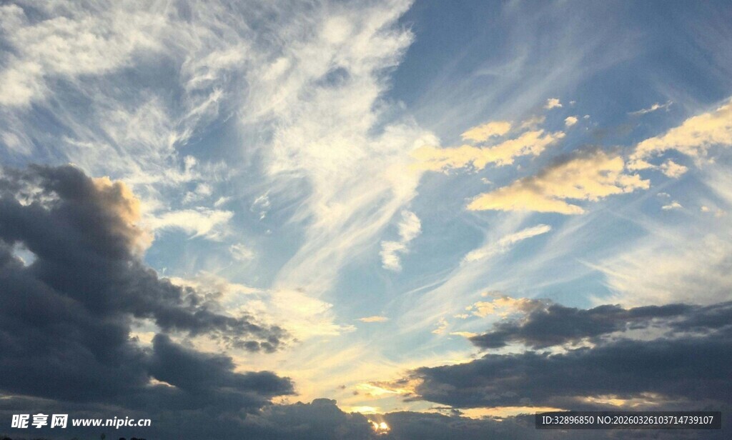 绝美天空云彩风景图