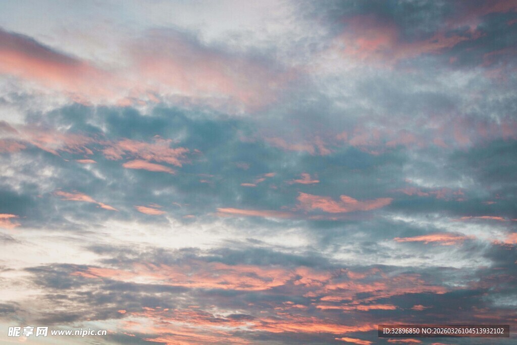 绚丽多彩的天空云霞景观