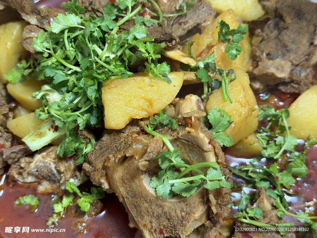 土豆炖排骨