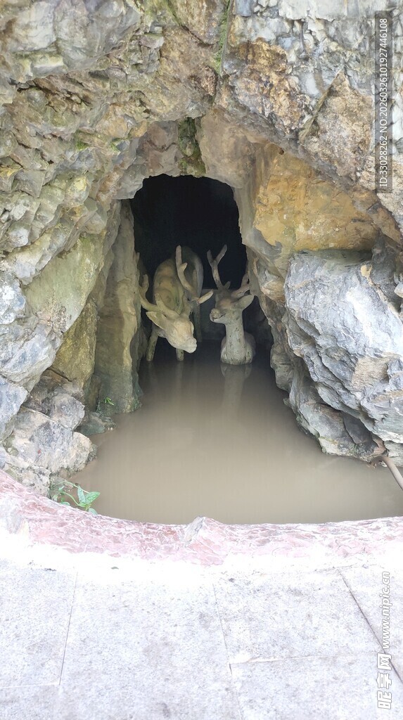 巴东雨仙谷白鹿洞