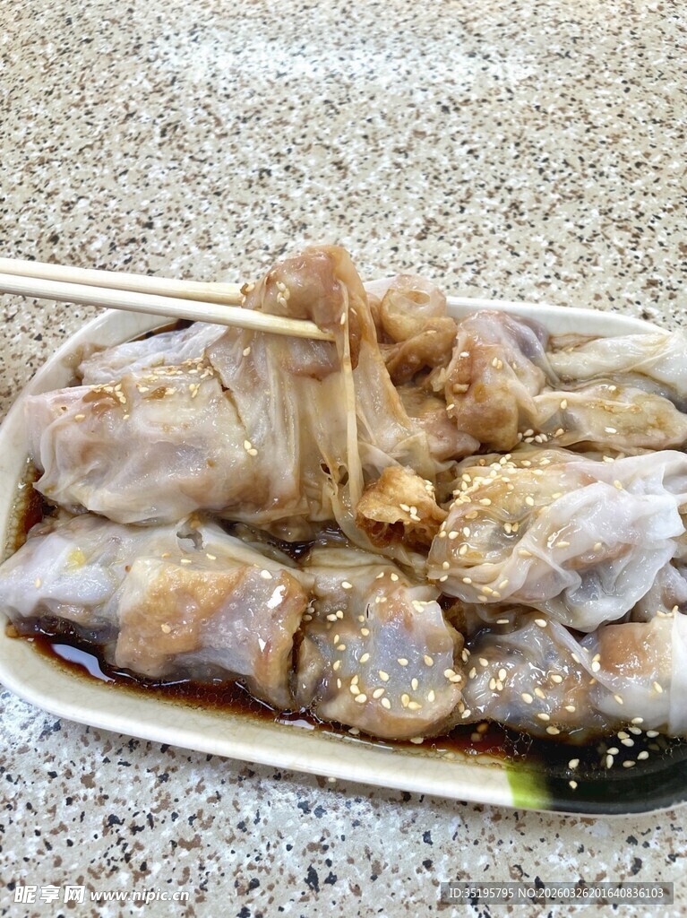 晶莹剔透的美味粉蒸排骨