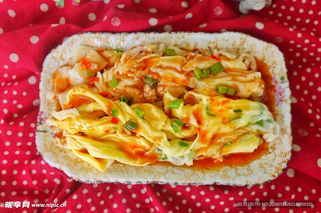 美味蔬菜意面三明治