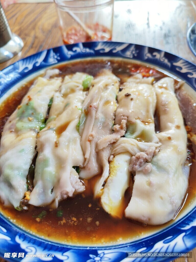 美味红油白切鸡