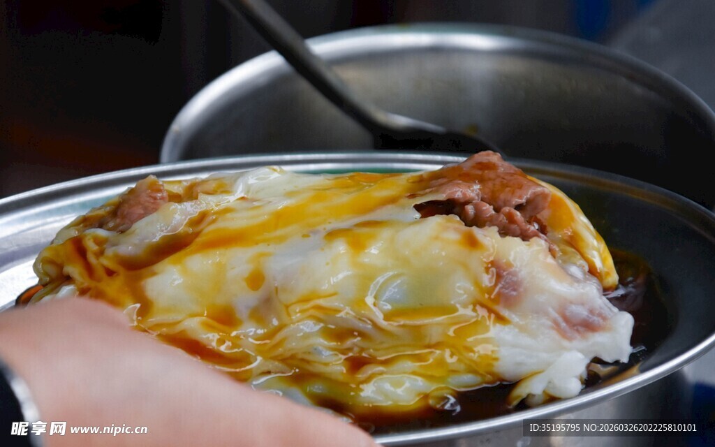 美味煎蛋卷制作瞬间