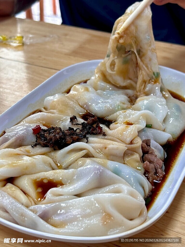 美味汤汁灌汤包