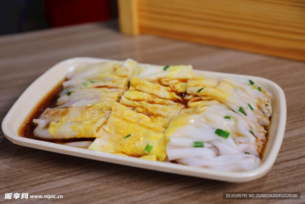 美味肠粉摆盘精致诱人