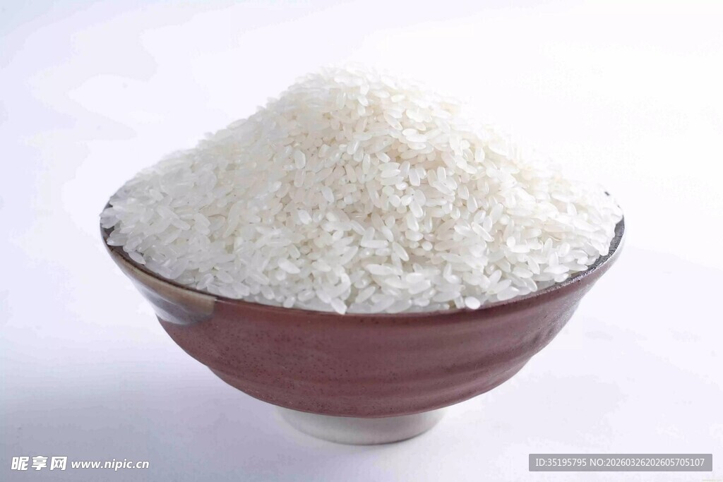 碗中盛满的优质白米