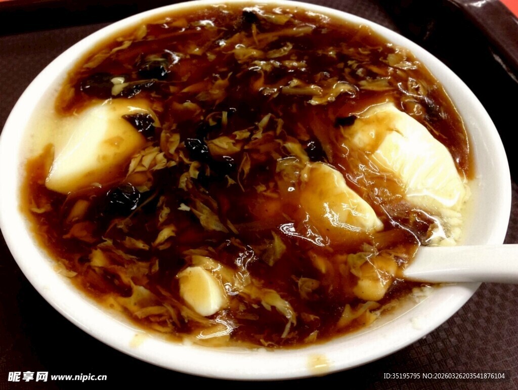 美味酸菜豆腐汤