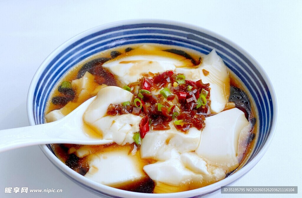 美味可口的香辣豆腐脑