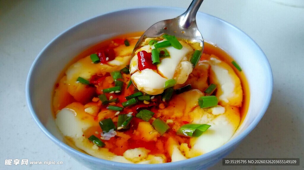 美味嫩滑的鸡蛋羹