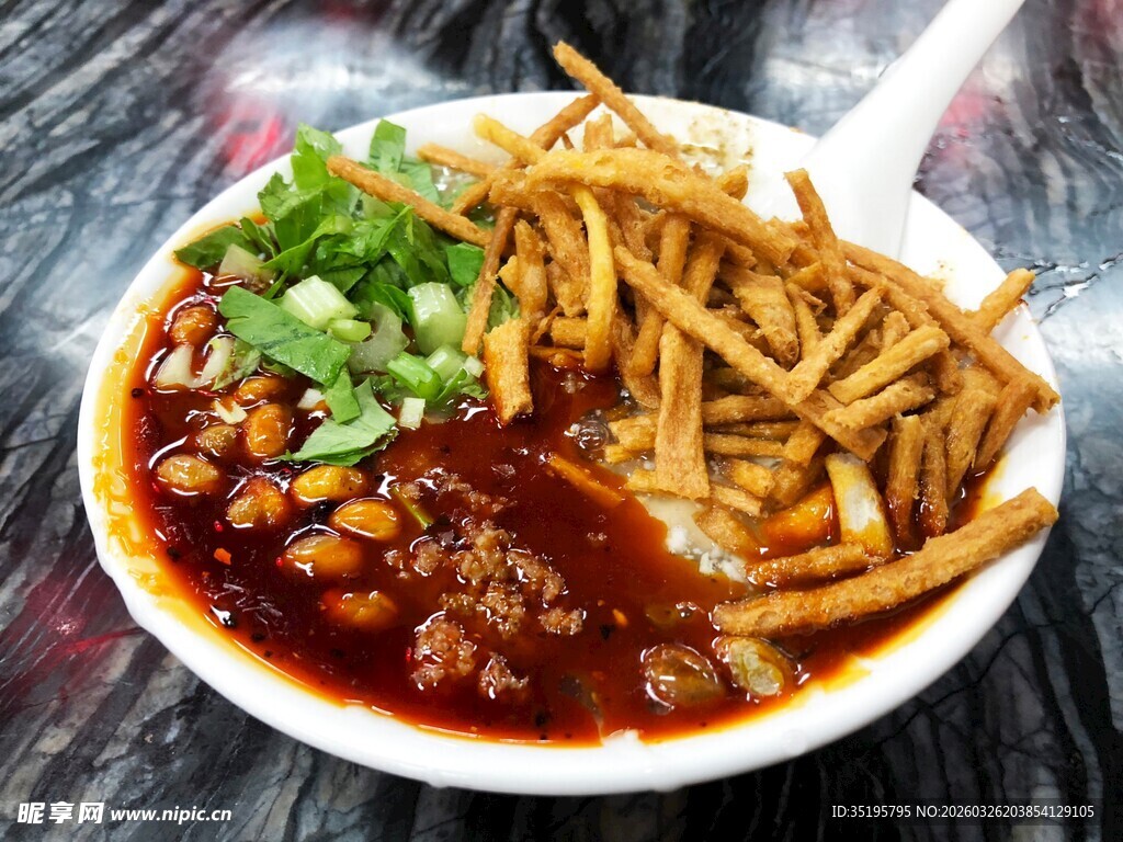 美味肉酱拌土豆丝