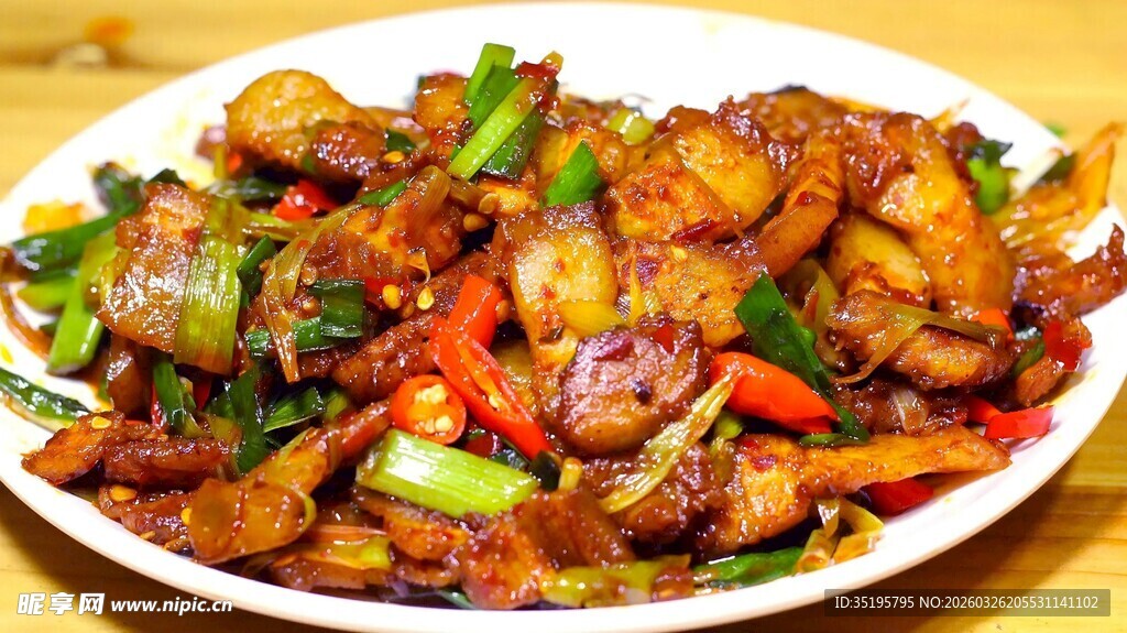 美味香辣炒鸡块