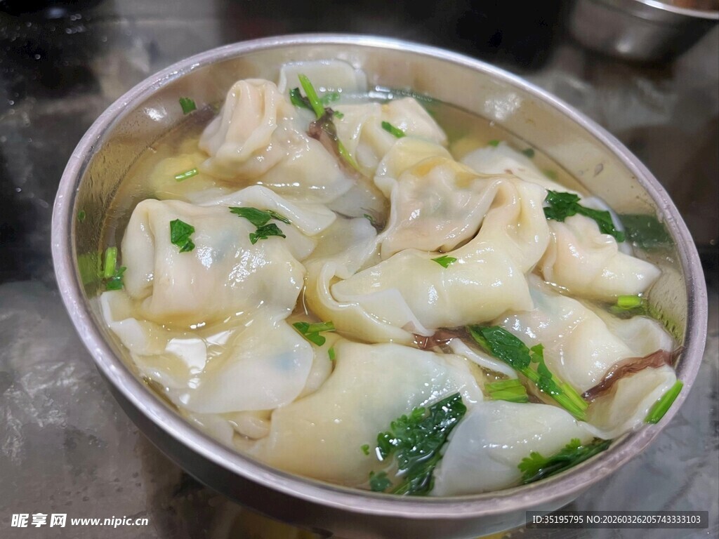 鲜香鱼片蔬菜汤