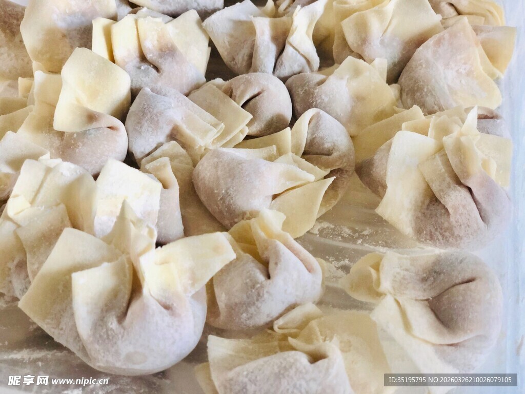 手工包制的美味馄饨