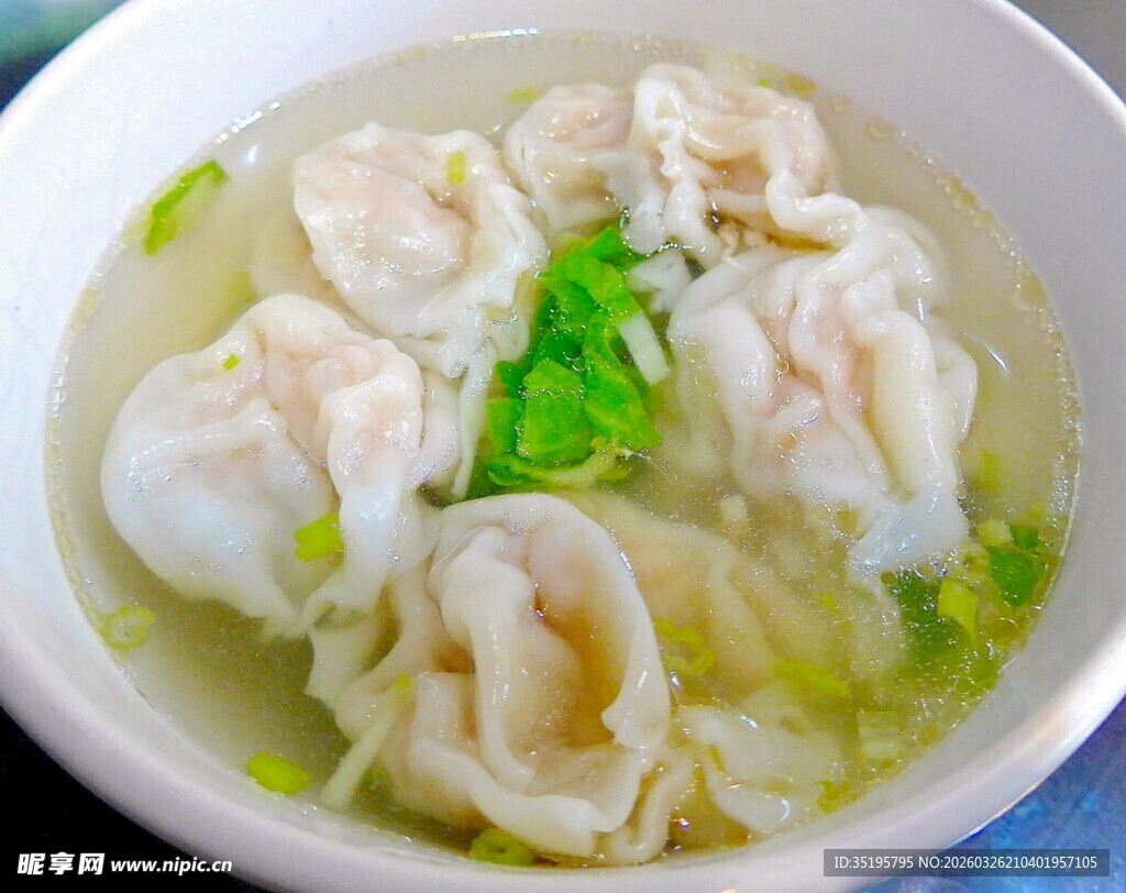 鲜香馄饨汤
