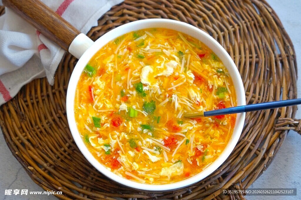 美味蛋花疙瘩汤一碗