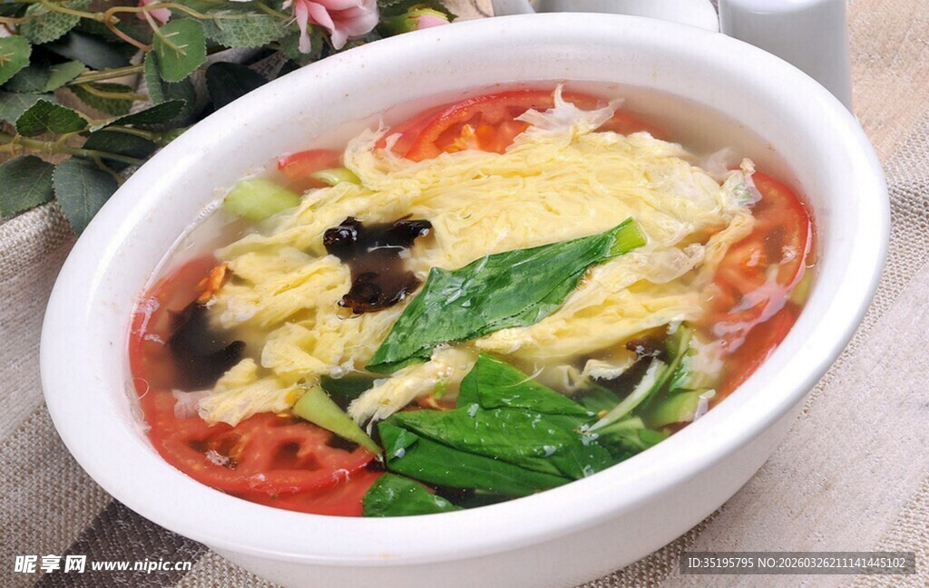 美味蔬菜鸡蛋汤