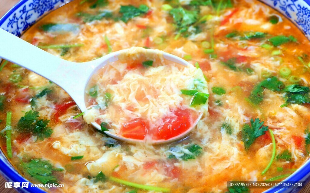 美味蔬菜蛋花汤特写