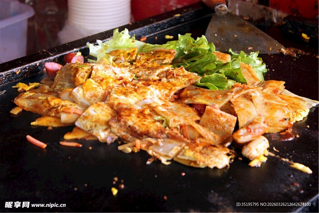 美味日式炒面诱人食材搭配