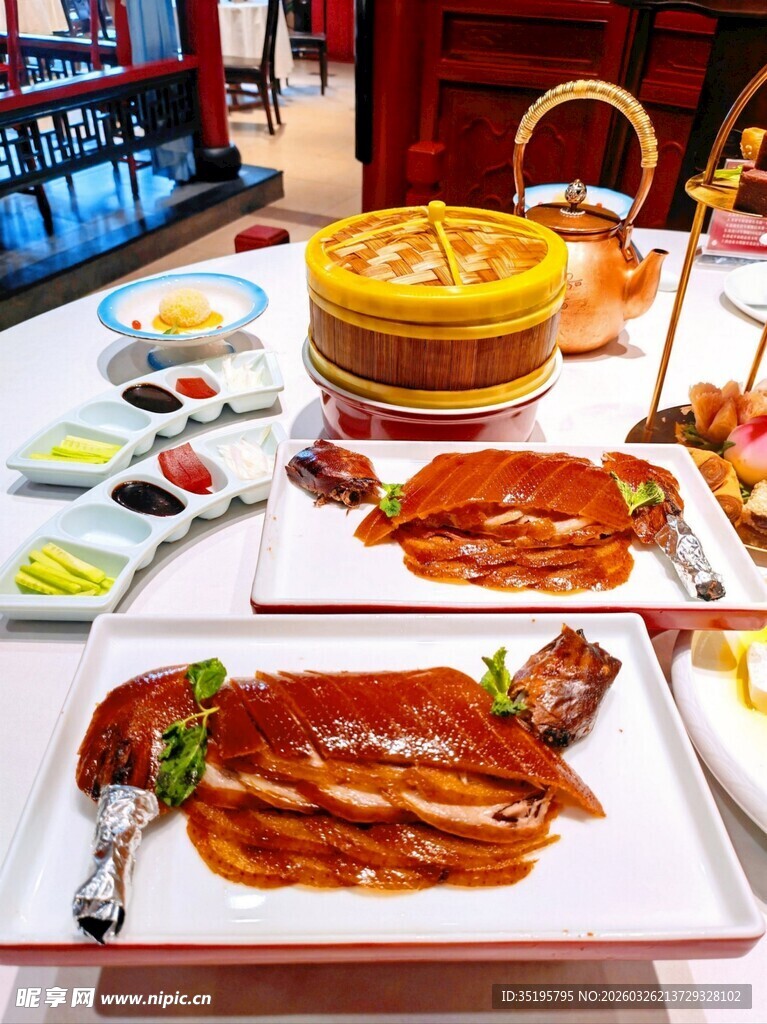 丰盛中式美食盛宴