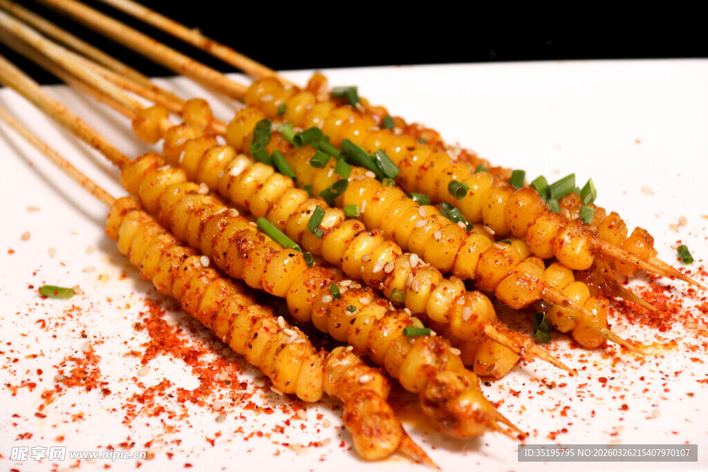 美味烤面筋串香气四溢