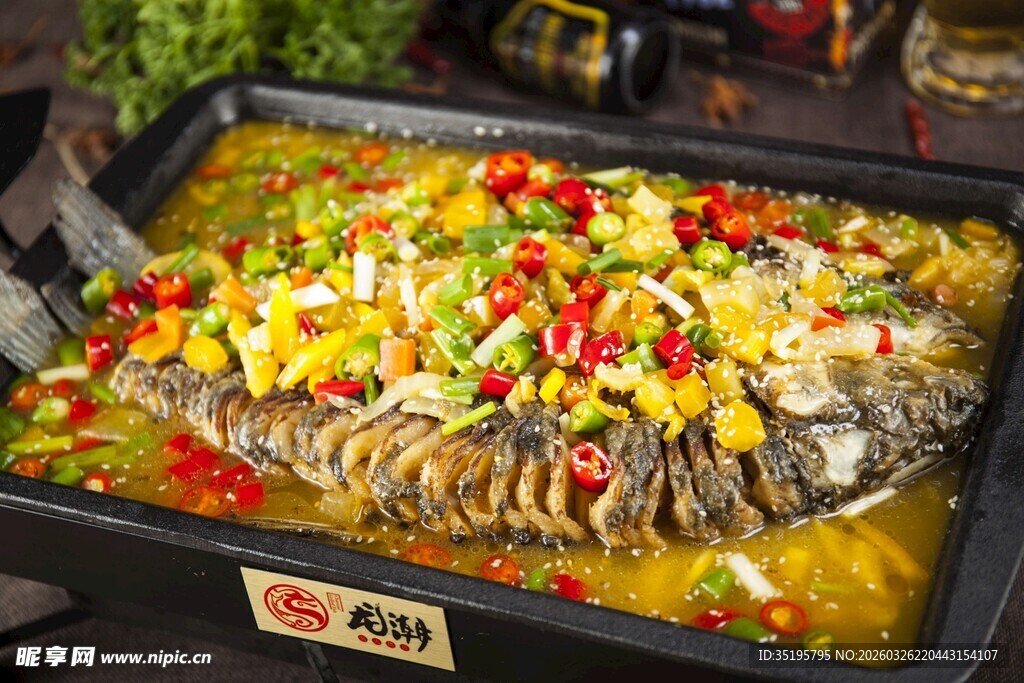 美味香辣烤鱼诱人呈现