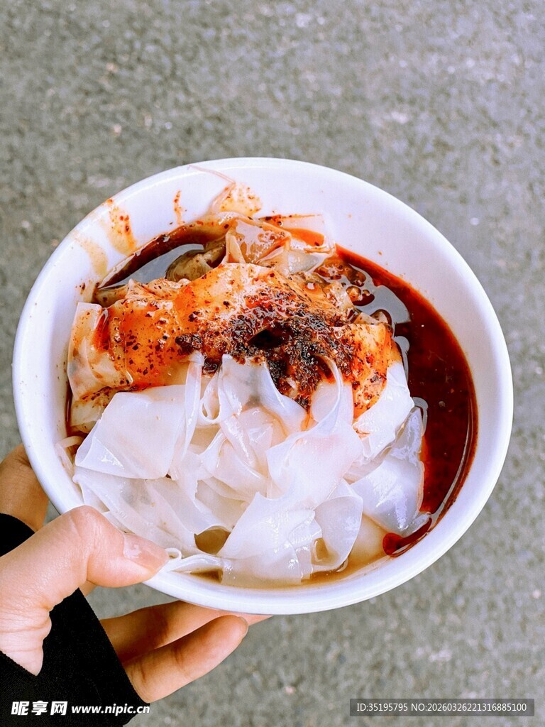 美味特色凉粉诱人呈现