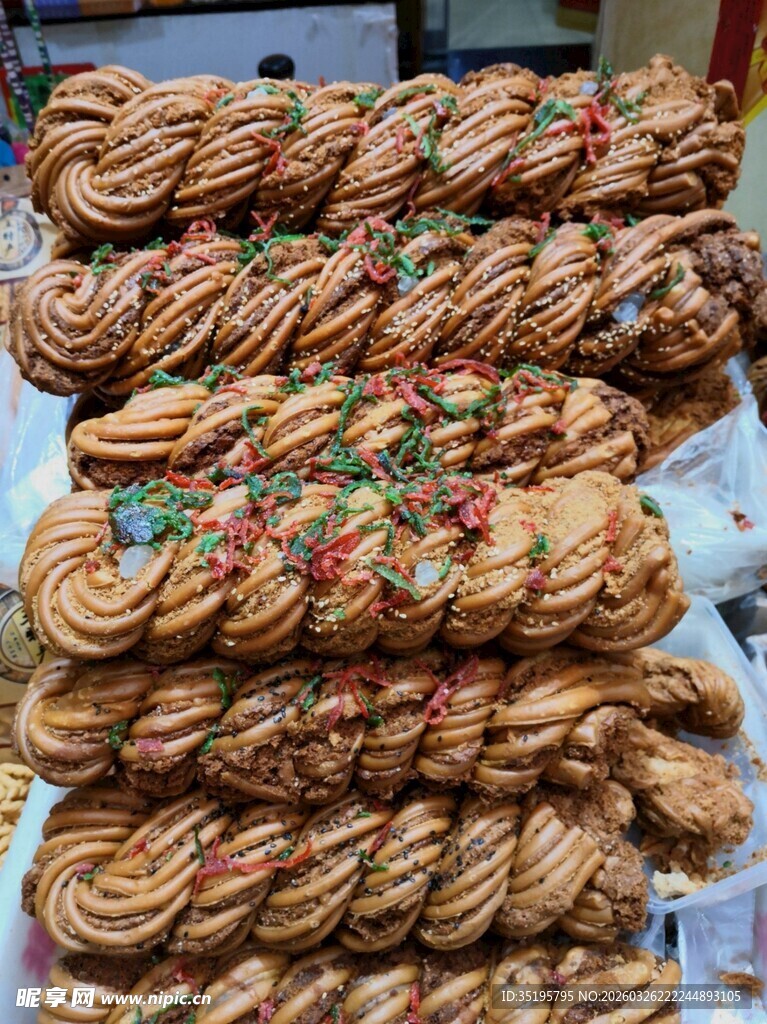 美味麻花堆叠展示