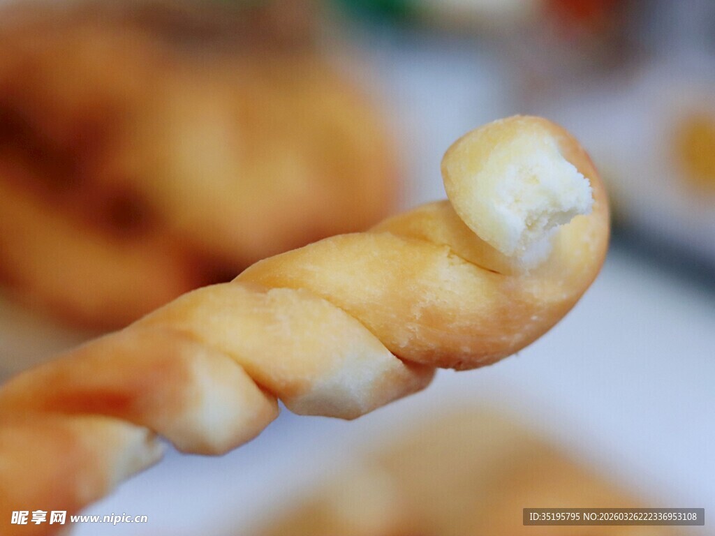 美味螺旋状面包棒