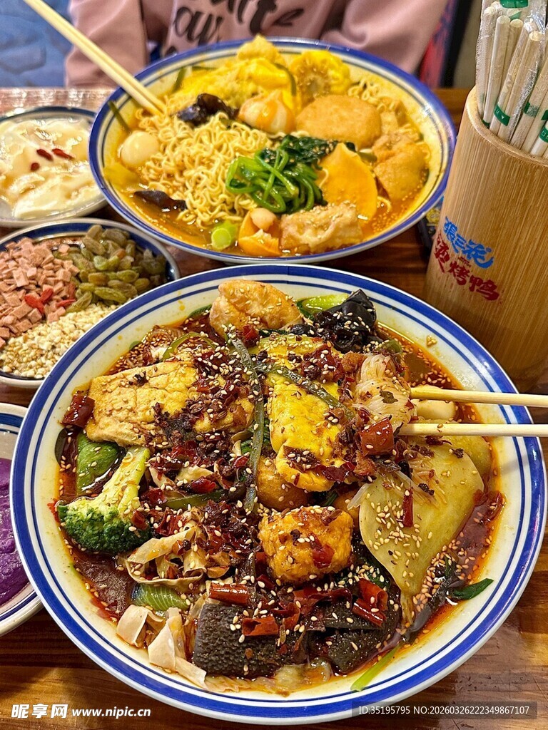 美味丰盛的特色中式菜肴