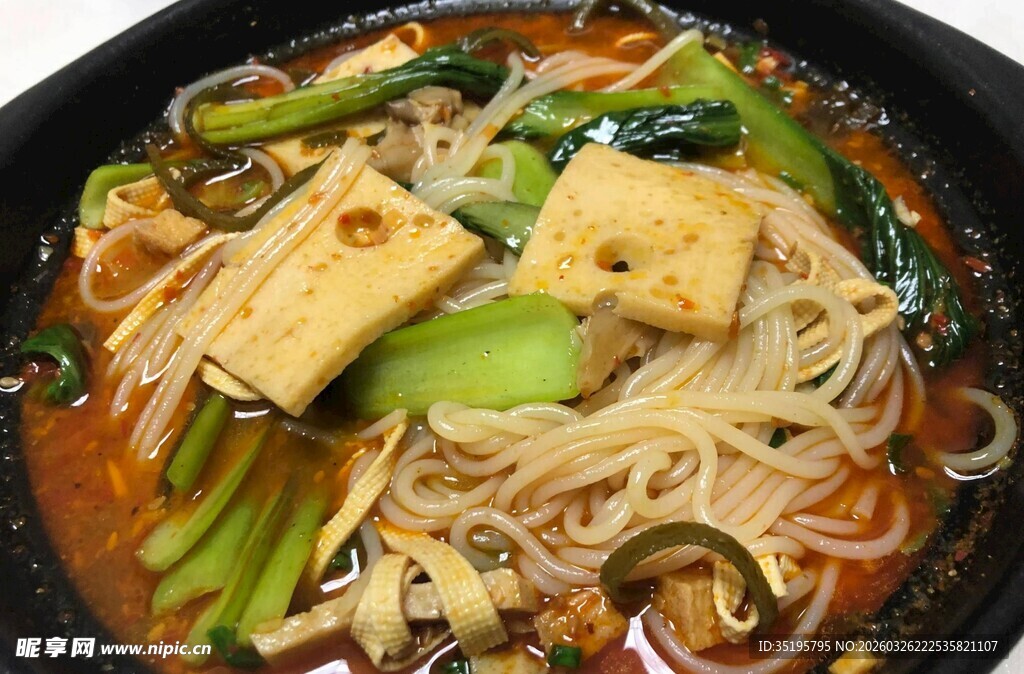 美味豆腐青菜米线