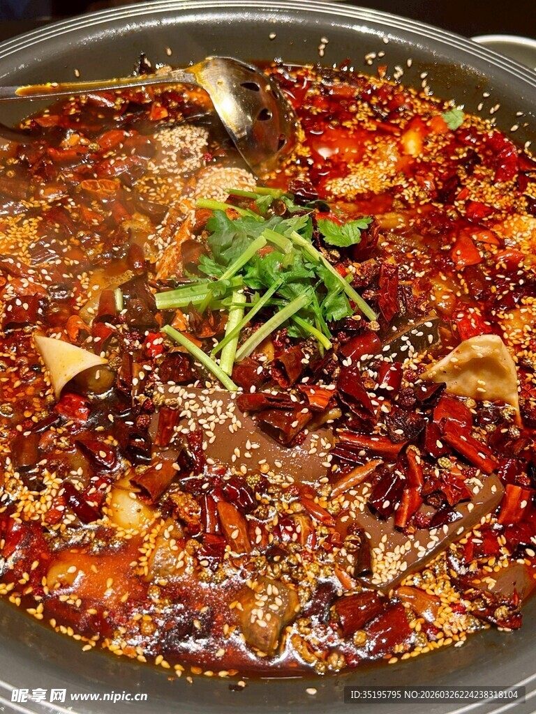 麻辣鲜香的美味火锅