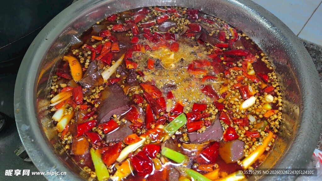 麻辣鲜香的火锅锅底