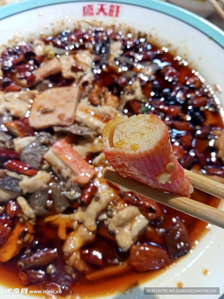 麻辣鲜香的特色毛血旺