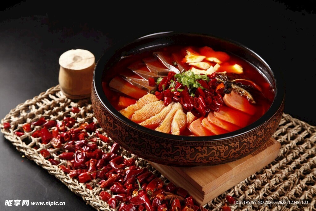 美味川味毛血旺诱人呈现