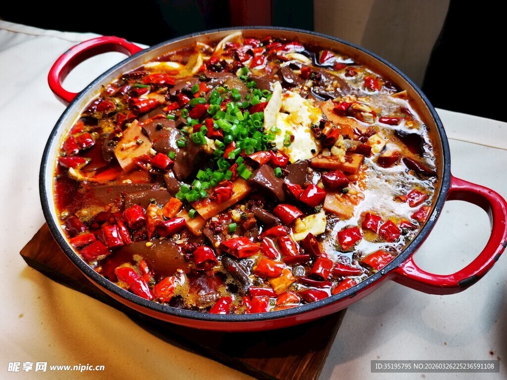 麻辣鲜香的诱人火锅