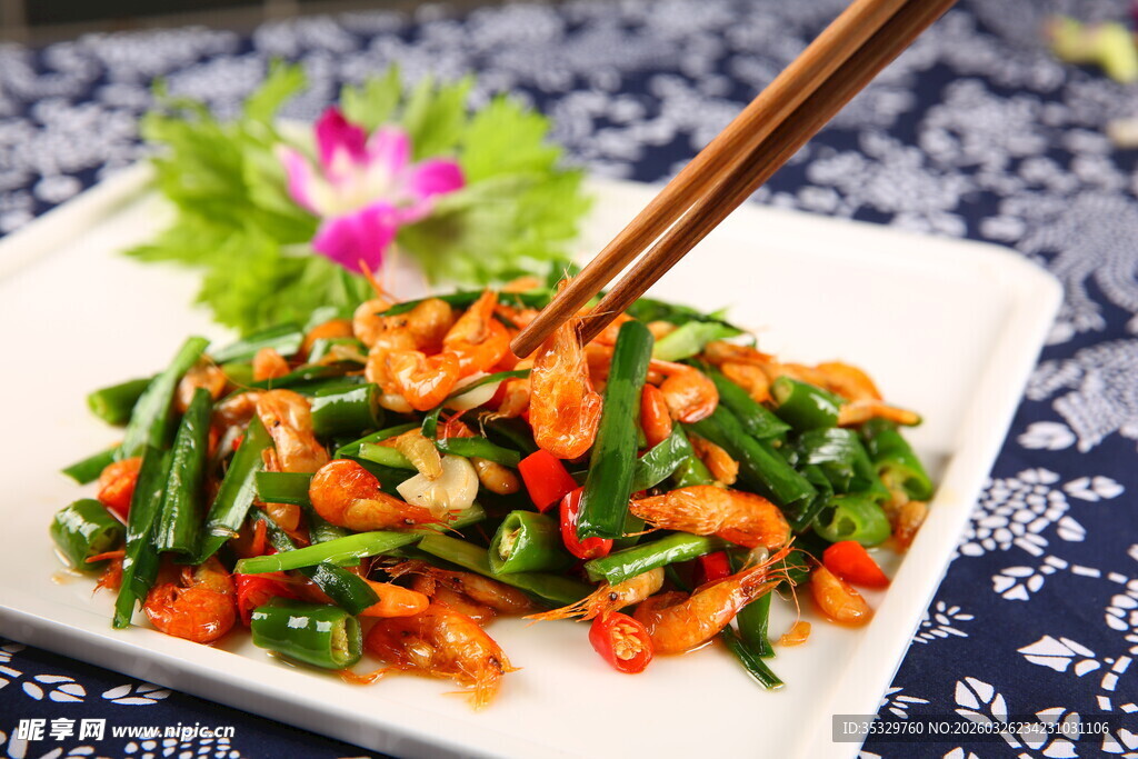 韭菜炒河虾