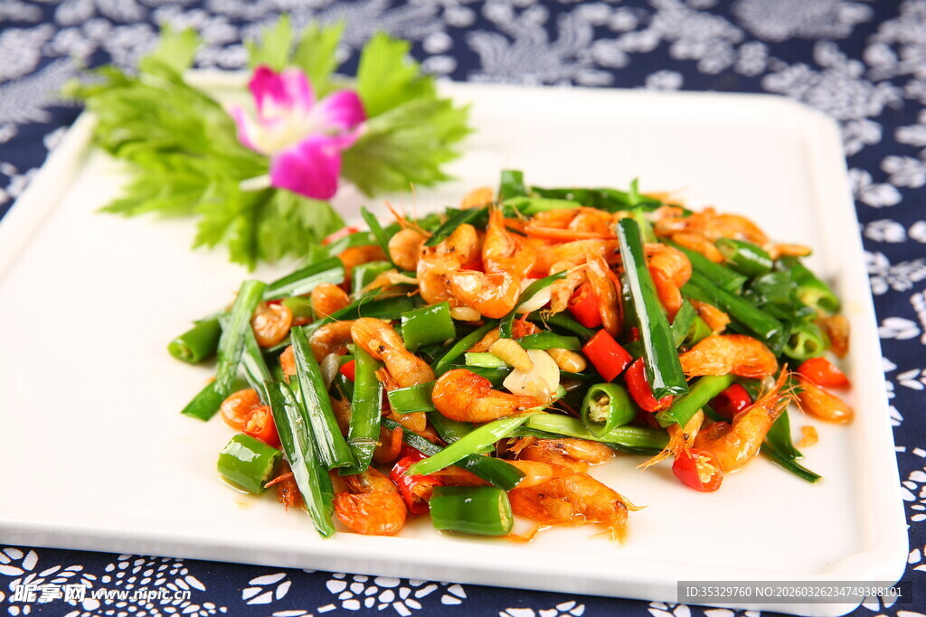 韭菜炒河虾