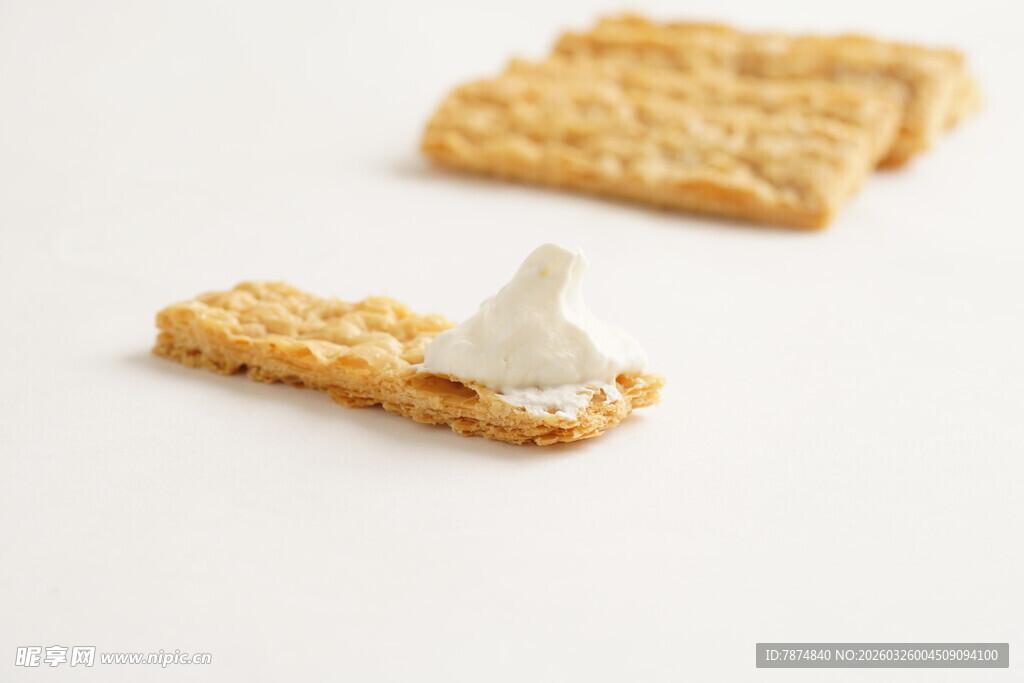 奶酪夹心谷物脆饼干