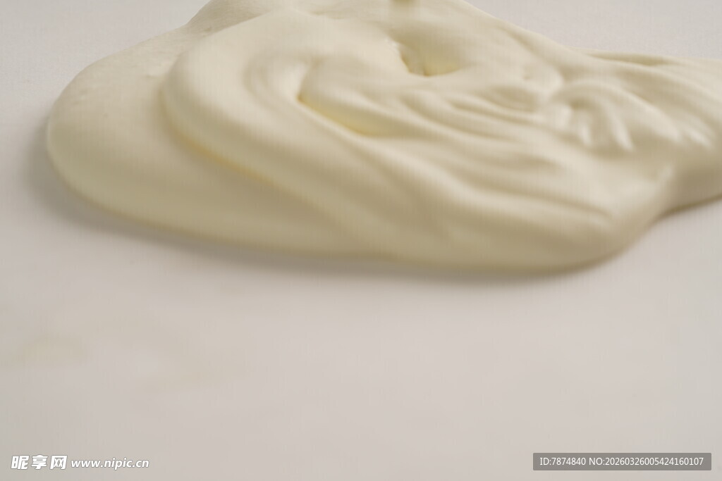 蓬松奶油状物体特写